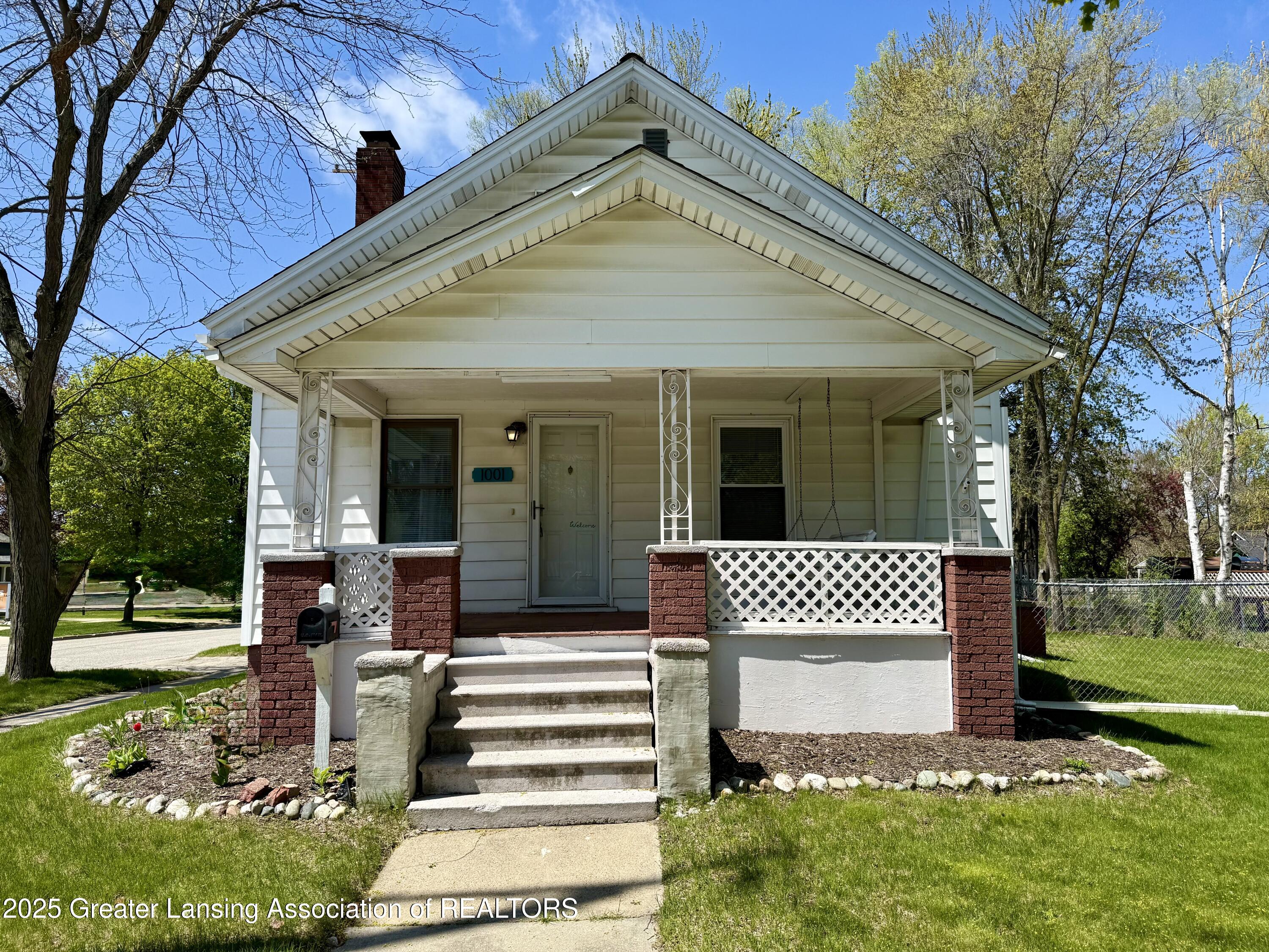1001 Rodd Street Midland, MI 48640 - Photo 4 of 48 IMG_3108