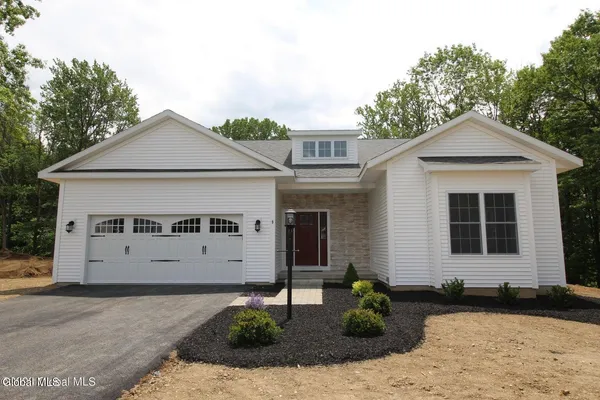 $693,000 | 13 Wyatt's Way, Clifton Park, NY 12065