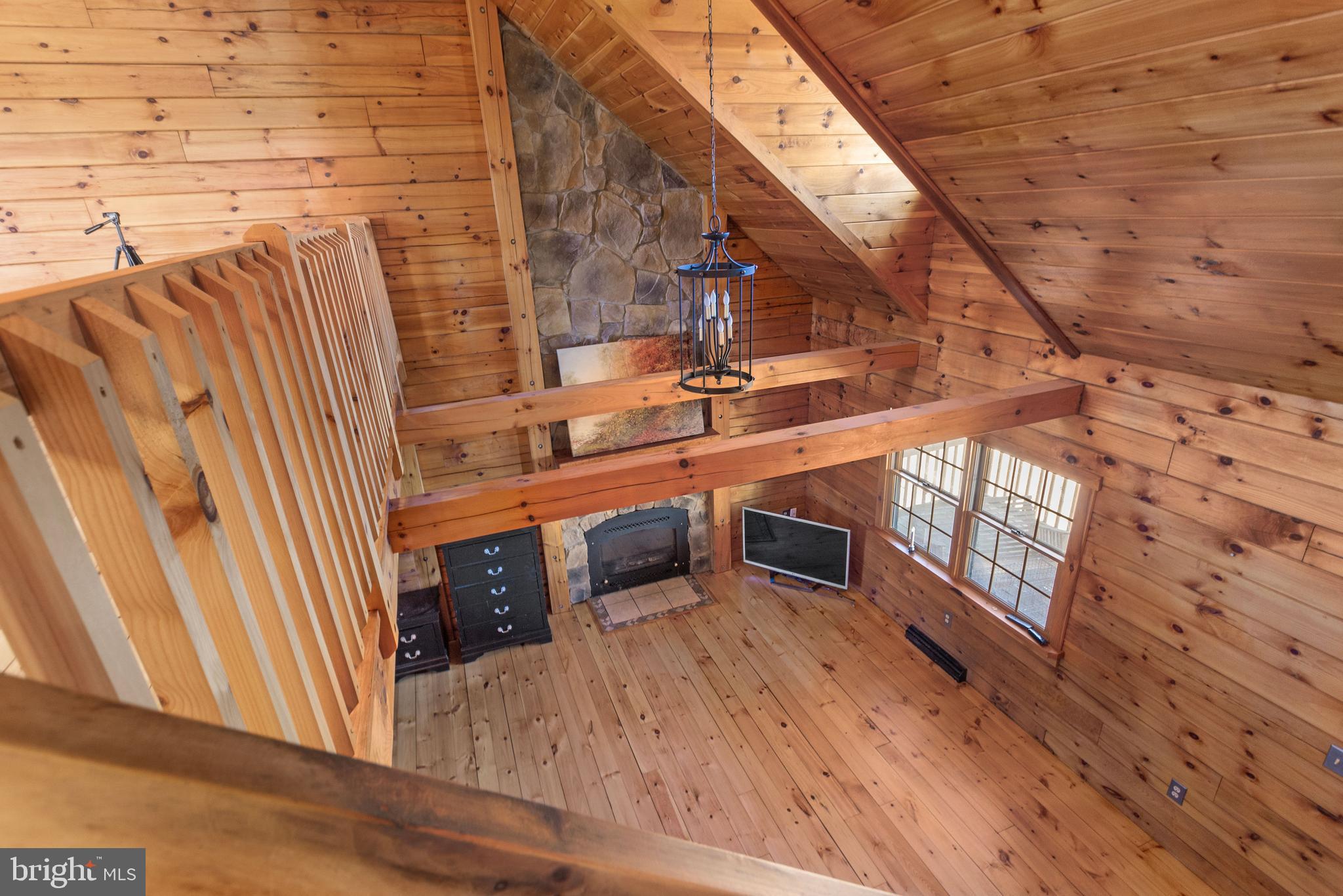 1336 Knoxlyn-Orrtanna Road Orrtanna, PA 17353 - Photo 18 of 37 Loft View