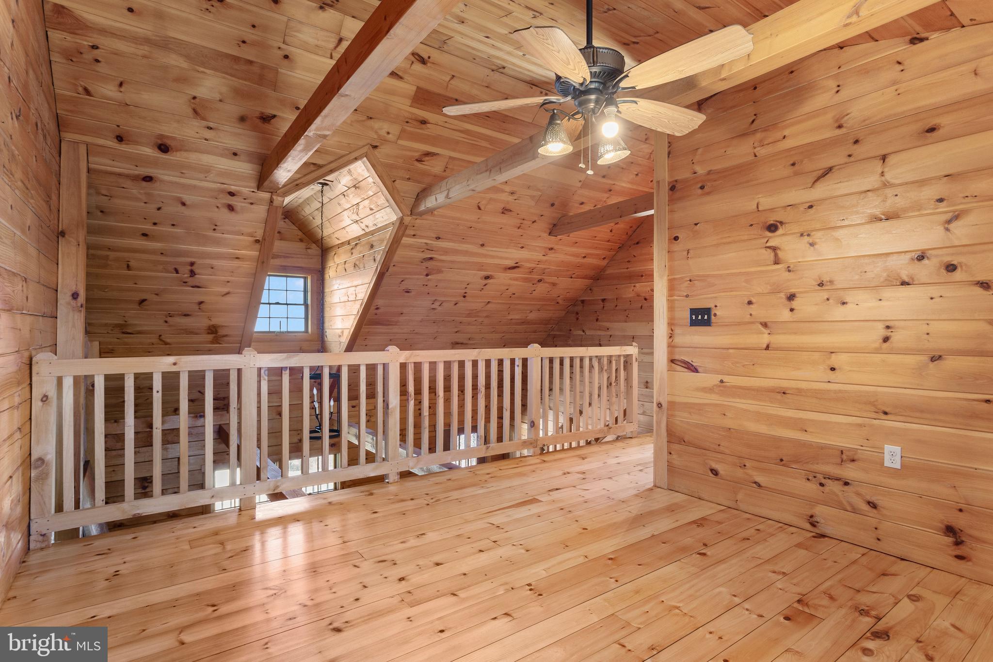 1336 Knoxlyn-Orrtanna Road Orrtanna, PA 17353 - Photo 19 of 37 Loft