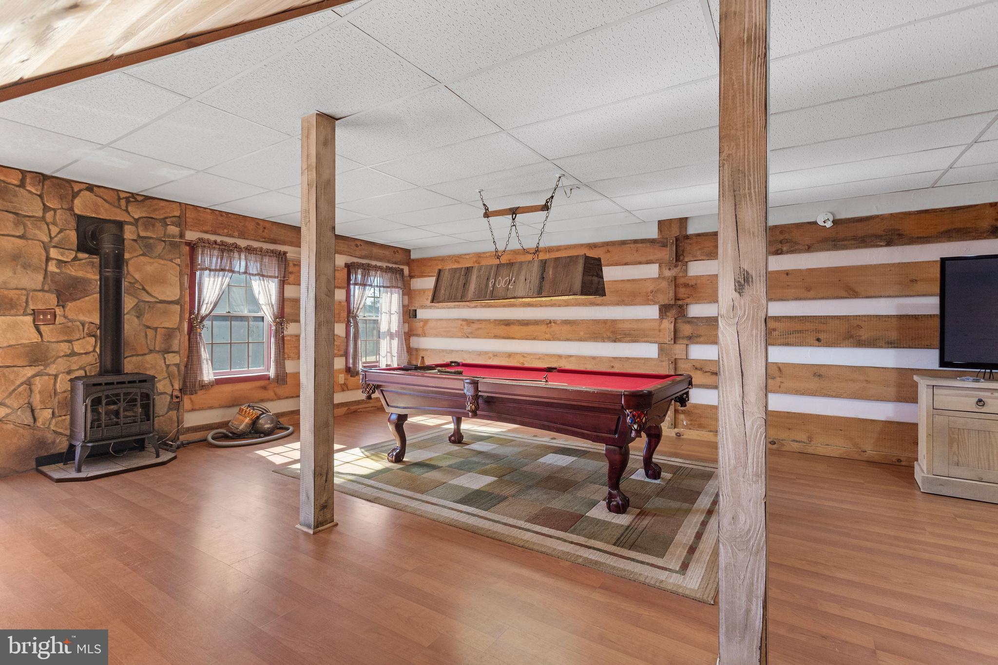 1336 Knoxlyn-Orrtanna Road Orrtanna, PA 17353 - Photo 28 of 37 Gas Stove