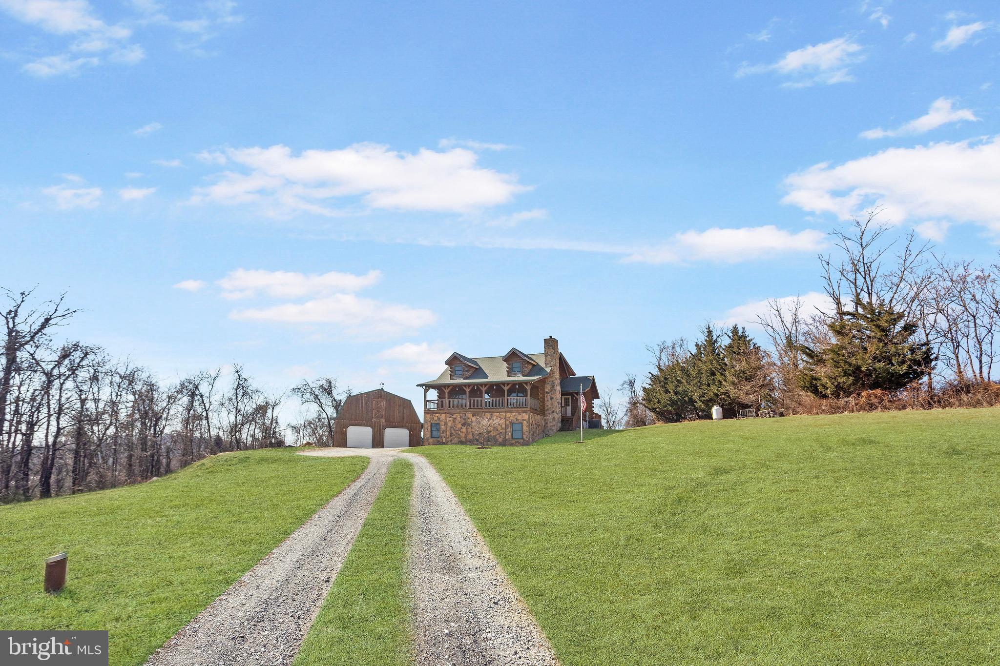1336 Knoxlyn-Orrtanna Road Orrtanna, PA 17353 - Photo 3 of 37 Private Driveway