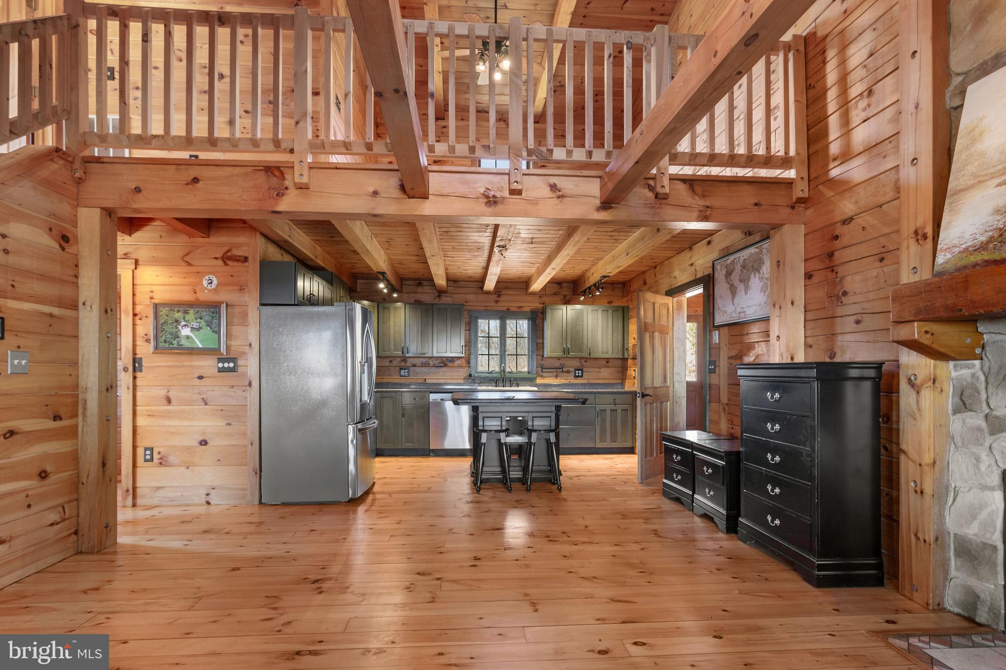 1336 Knoxlyn-Orrtanna Road Orrtanna, PA 17353 - Photo 5 of 37 Wood Features