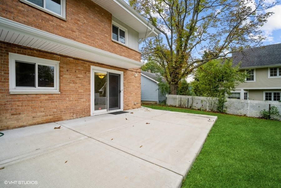 912 Chestnut Street Deerfield, IL 60015 - Photo 18 of 20