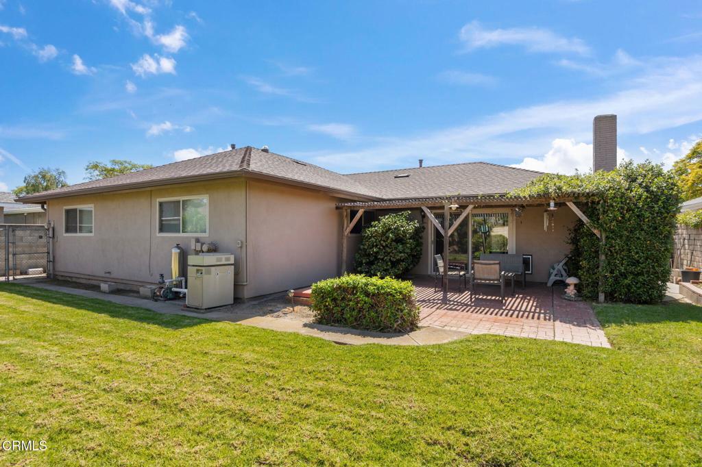 2040 Olga Street Oxnard, CA 93036 - Photo 21 of 48 22-web-or-mls-SeaoroStudios-2040Olga035
