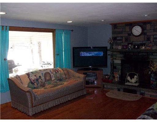 18 Ford Lane Newfield, ME 04095 - Photo 2 of 16 Living Room.