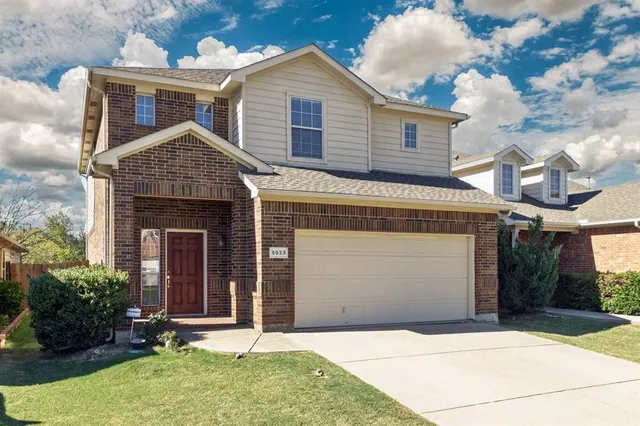 $325,000 | 5933 Missy Lane, Fort Worth, TX 76131