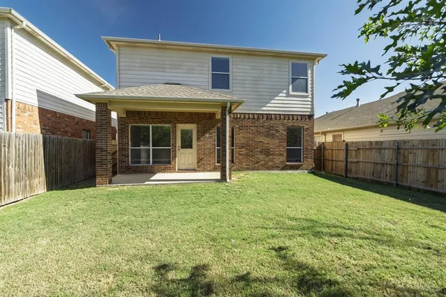 $325,000 | 5933 Missy Lane, Fort Worth, TX 76131
