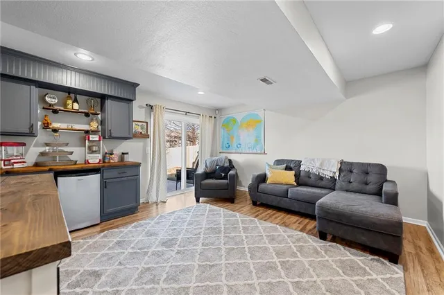 $380,000 | 1906 161st Terrace, Basehor, KS 66007