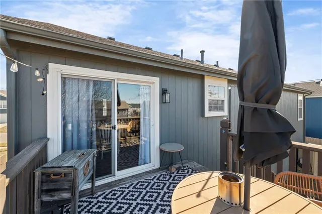 $380,000 | 1906 161st Terrace, Basehor, KS 66007