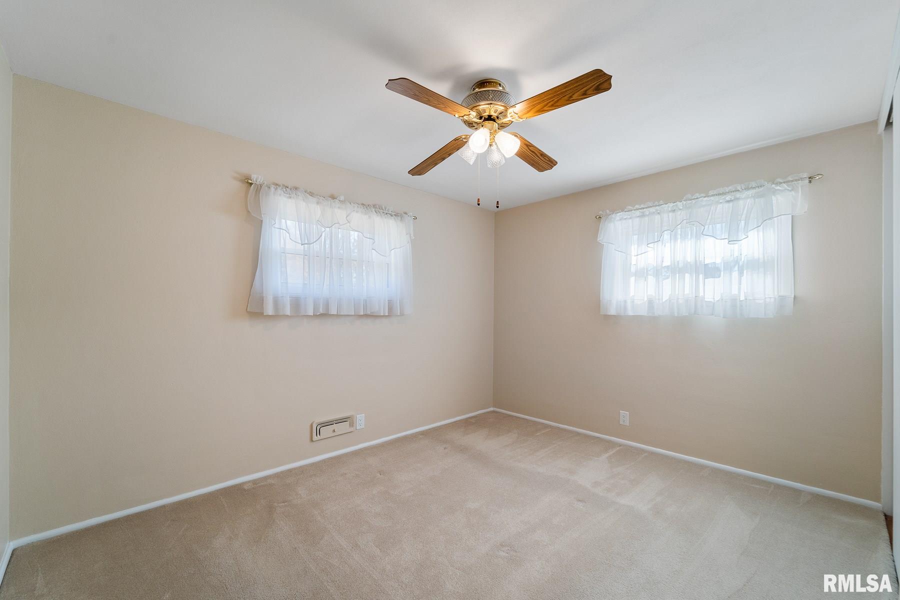 55 Bob-O-Link Drive Springfield, IL 62702 - Photo 28 of 35