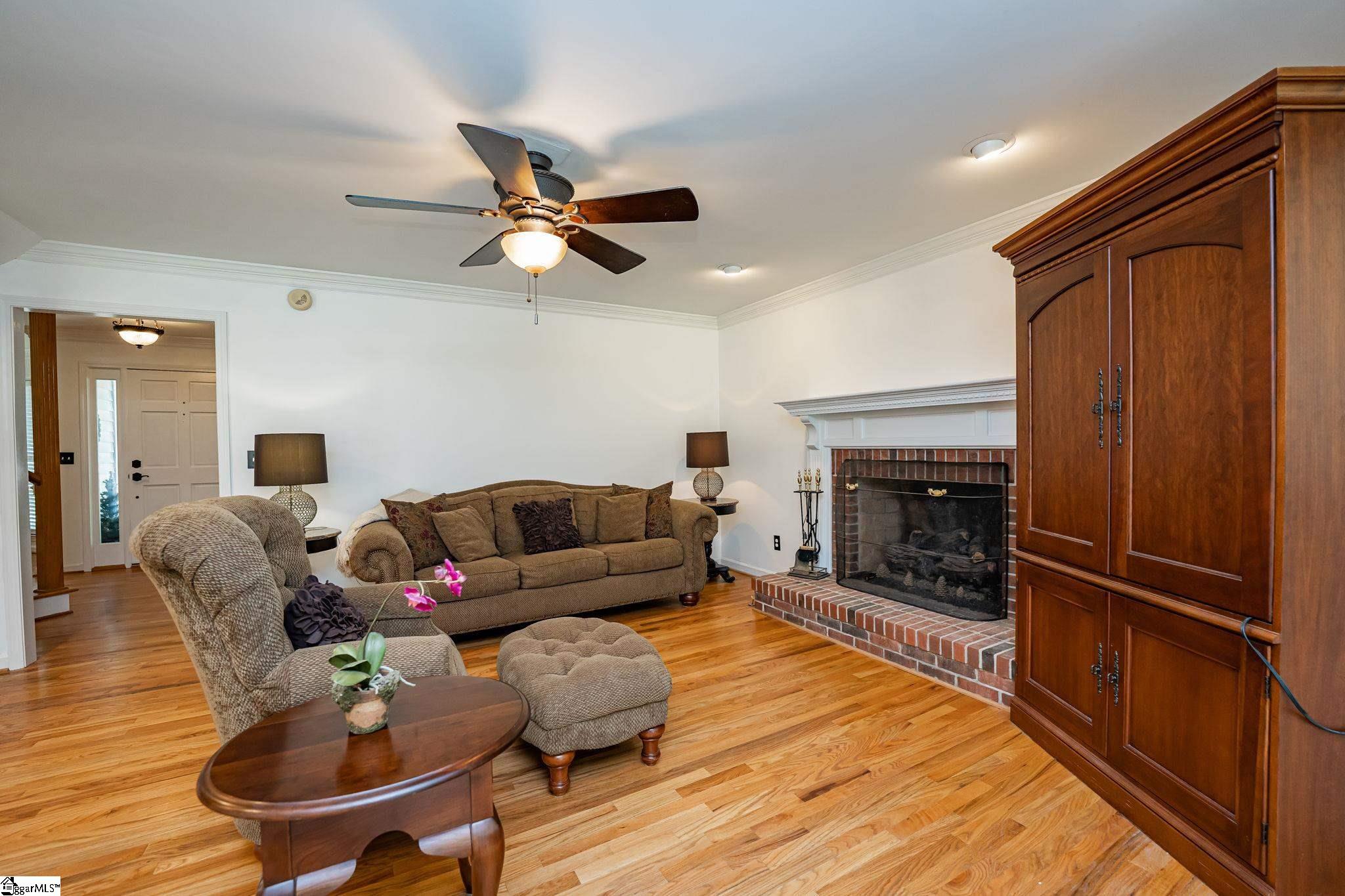 400 Spring Lake Loop Simpsonville, SC 29681 - Photo 11 of 31 Gallery Image 11
