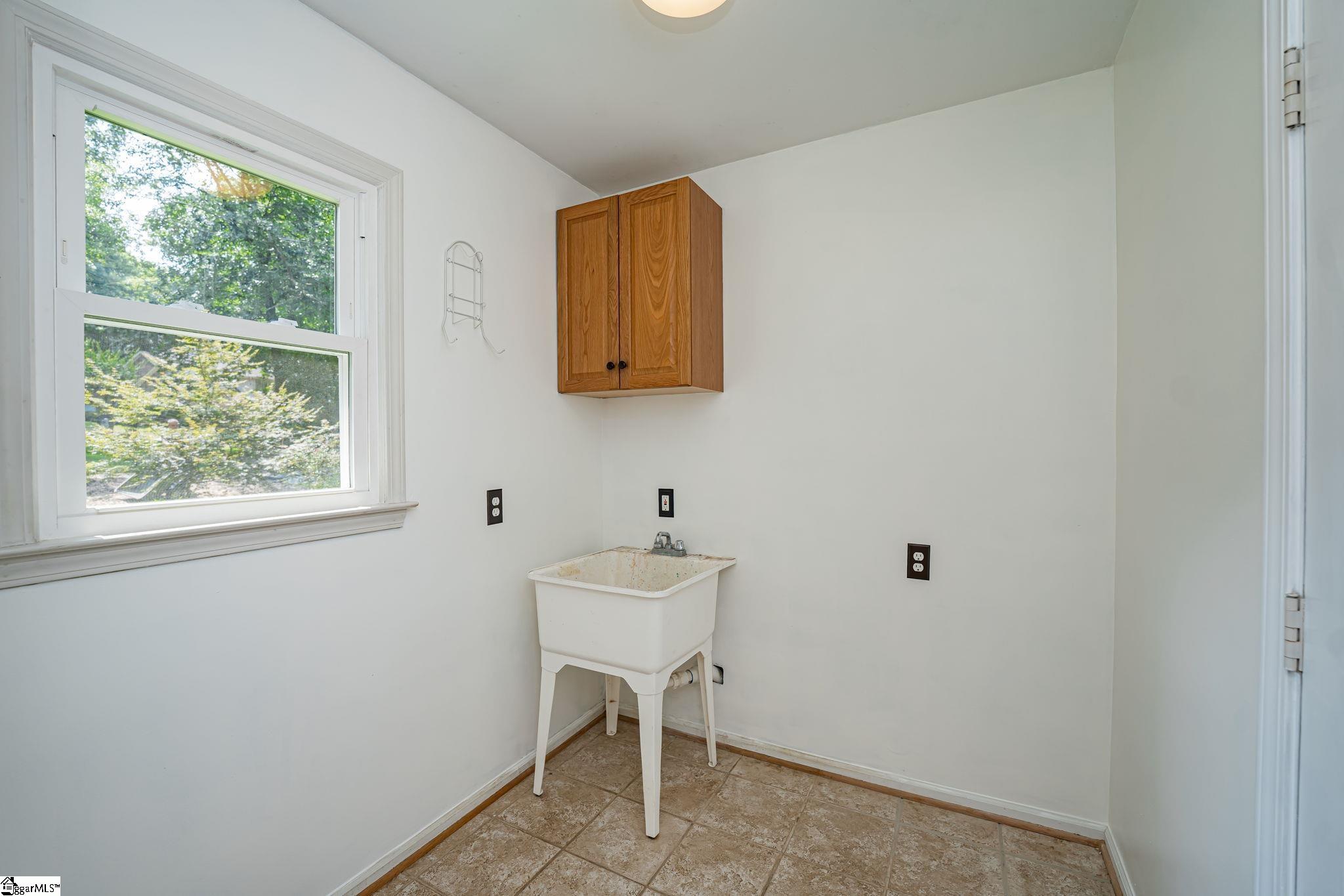 400 Spring Lake Loop Simpsonville, SC 29681 - Photo 18 of 31 Gallery Image 18