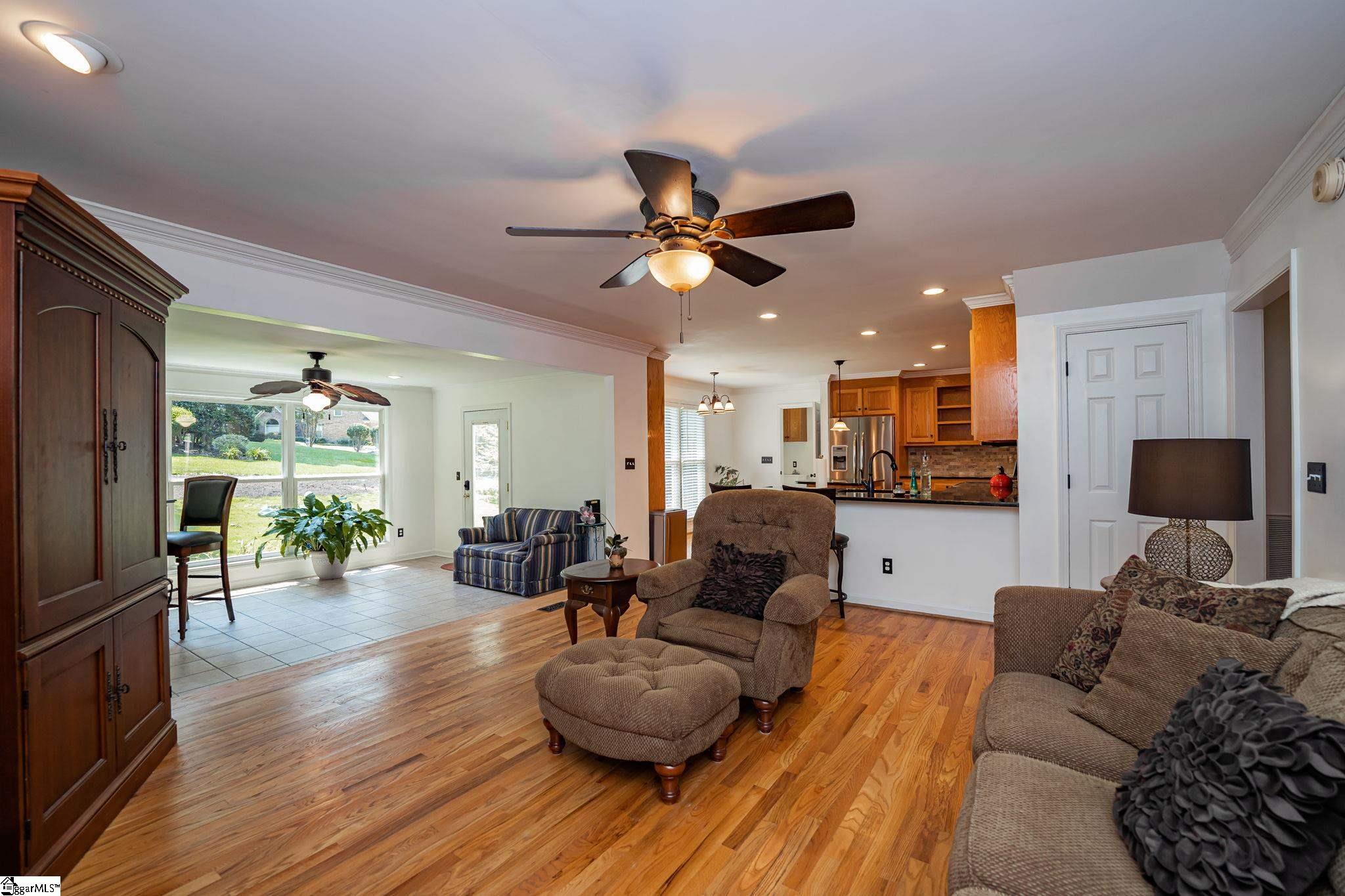 400 Spring Lake Loop Simpsonville, SC 29681 - Photo 10 of 31 Gallery Image 10