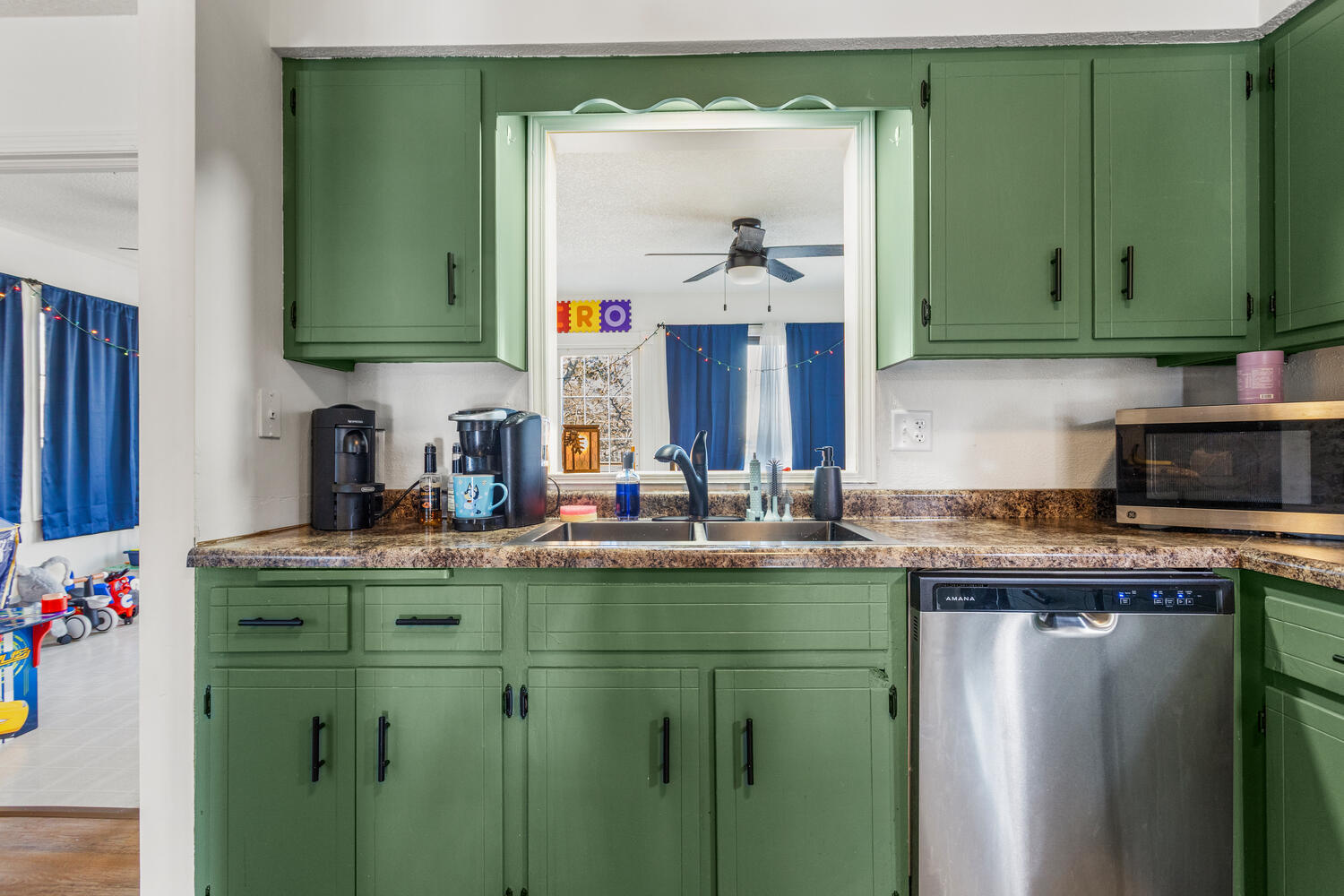 2175 North Summit Avenue Decatur, IL 62526 - Photo 13 of 40