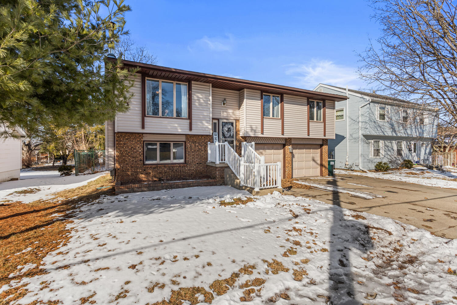 2175 North Summit Avenue Decatur, IL 62526 - Photo 2 of 40