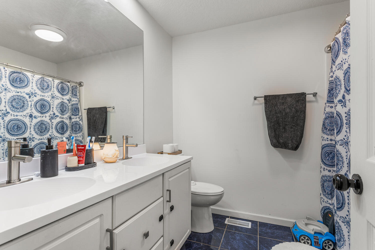 2175 North Summit Avenue Decatur, IL 62526 - Photo 25 of 40