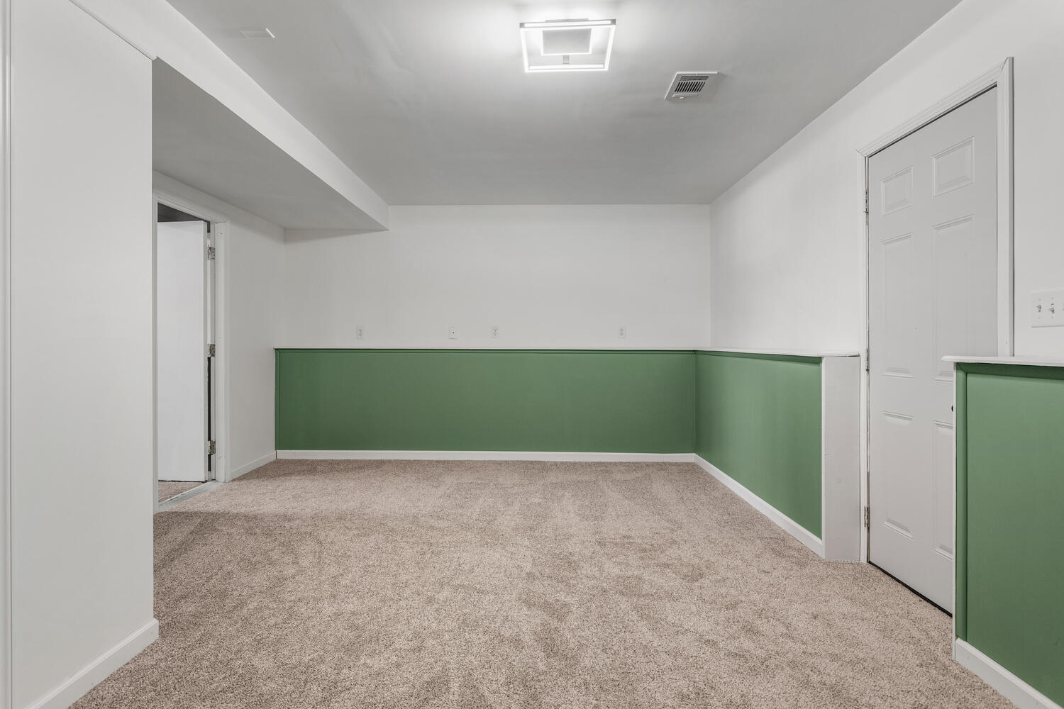 2175 North Summit Avenue Decatur, IL 62526 - Photo 34 of 40