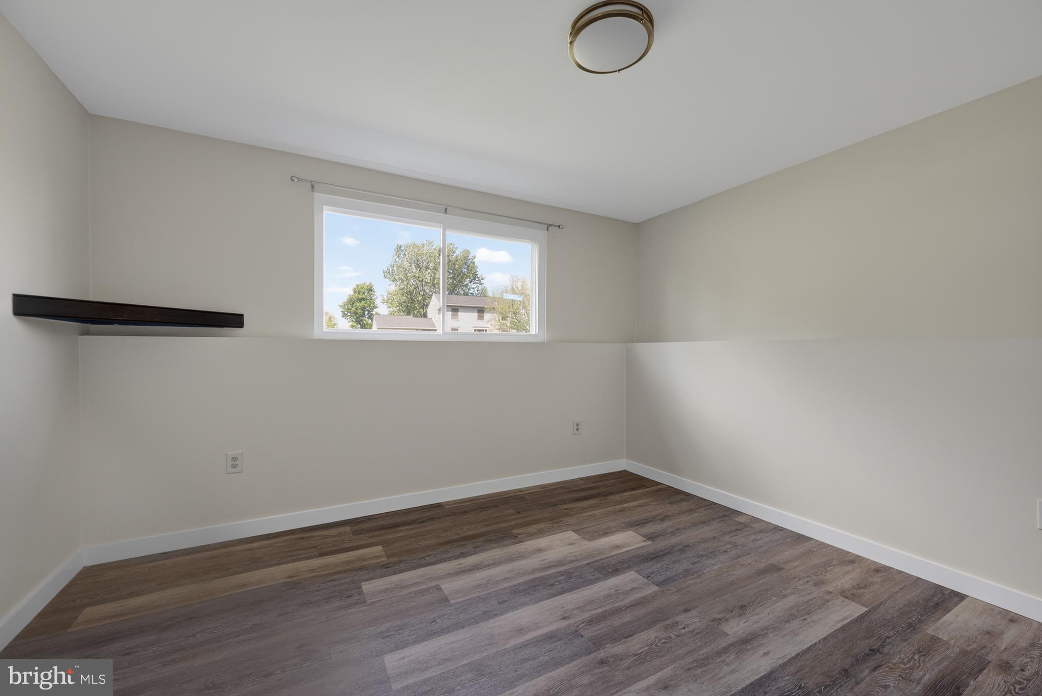 4429 Cub Run Road Chantilly, VA 20151 - Photo 35 of 56 wooden floor in an empty room
