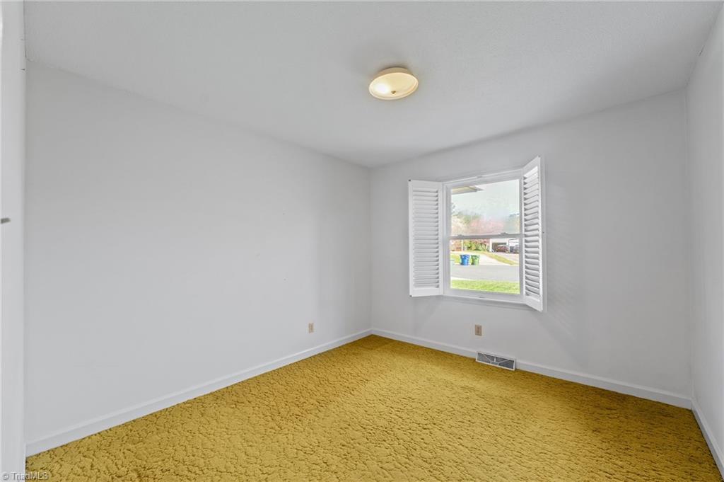 403 Eden Court Graham, NC 27253 - Photo 11 of 21