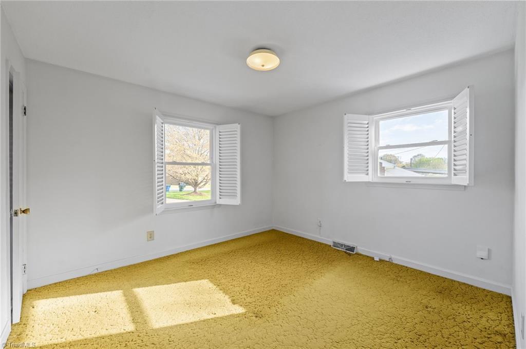 403 Eden Court Graham, NC 27253 - Photo 13 of 21