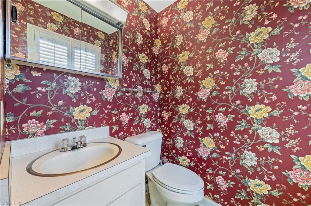 403 Eden Court Graham, NC 27253 - Photo 14 of 21