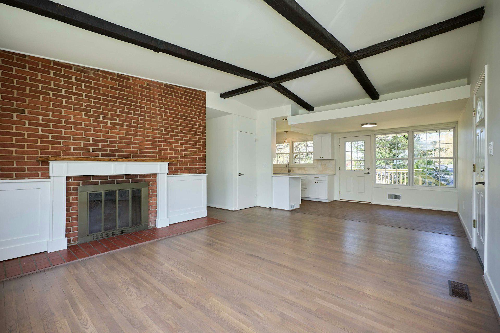 7206 Alger Road Falls Church, VA 22042 - Photo 7 of 39 Abundance of natural light throughout home