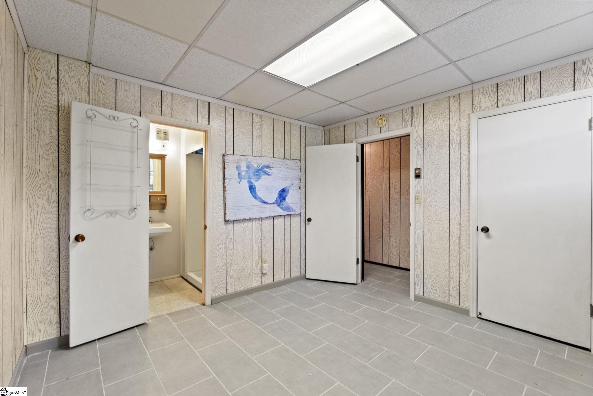 215 Eastbourne Road Greenville, SC 29611 - Photo 25 of 34 Gallery Image 25