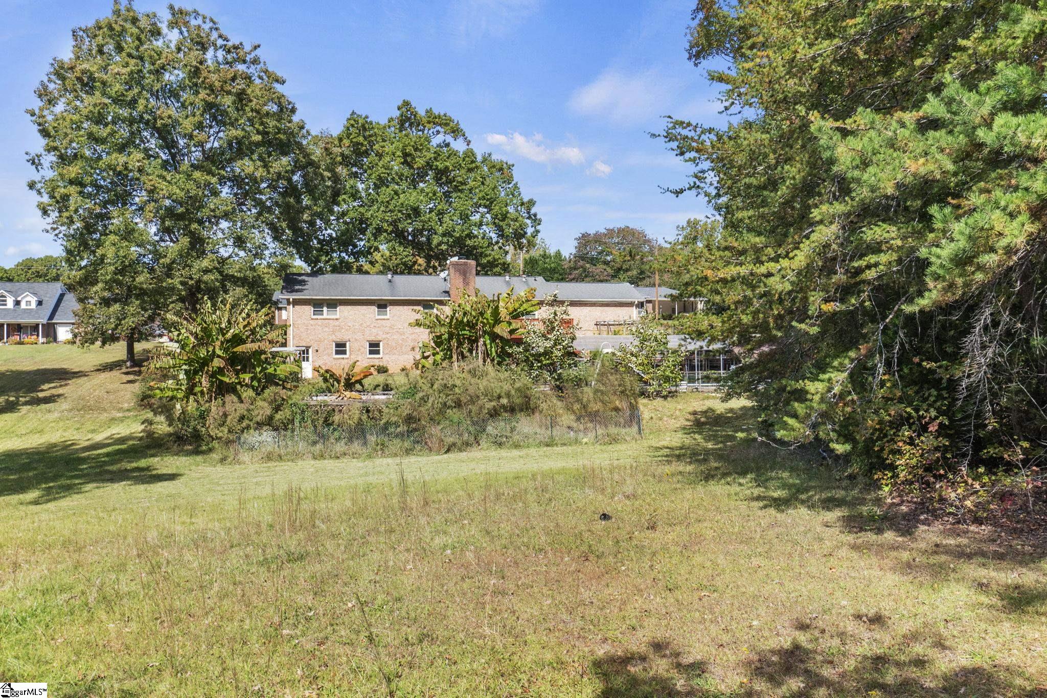215 Eastbourne Road Greenville, SC 29611 - Photo 30 of 34 Gallery Image 30