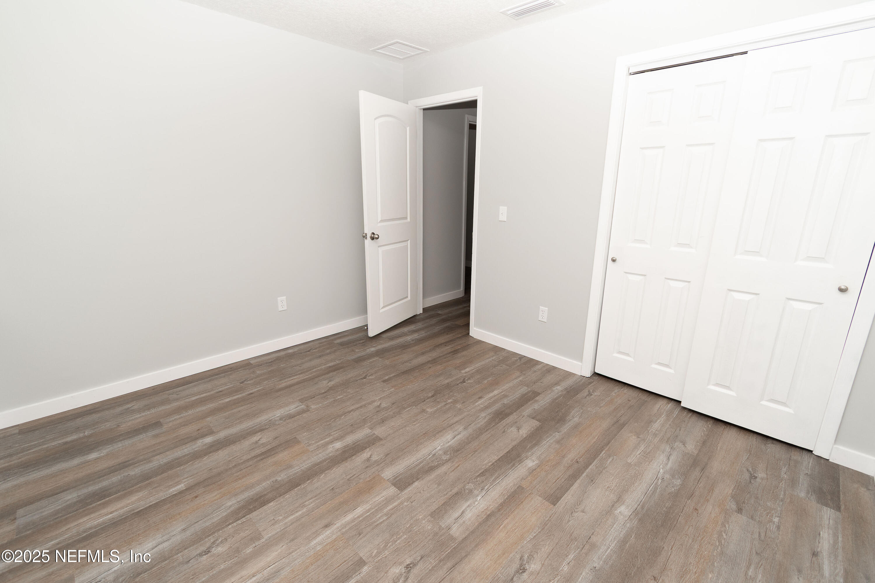 4373 Falcon Run Lane Middleburg, FL 32068 - Photo 17 of 38 Bedroom 2
