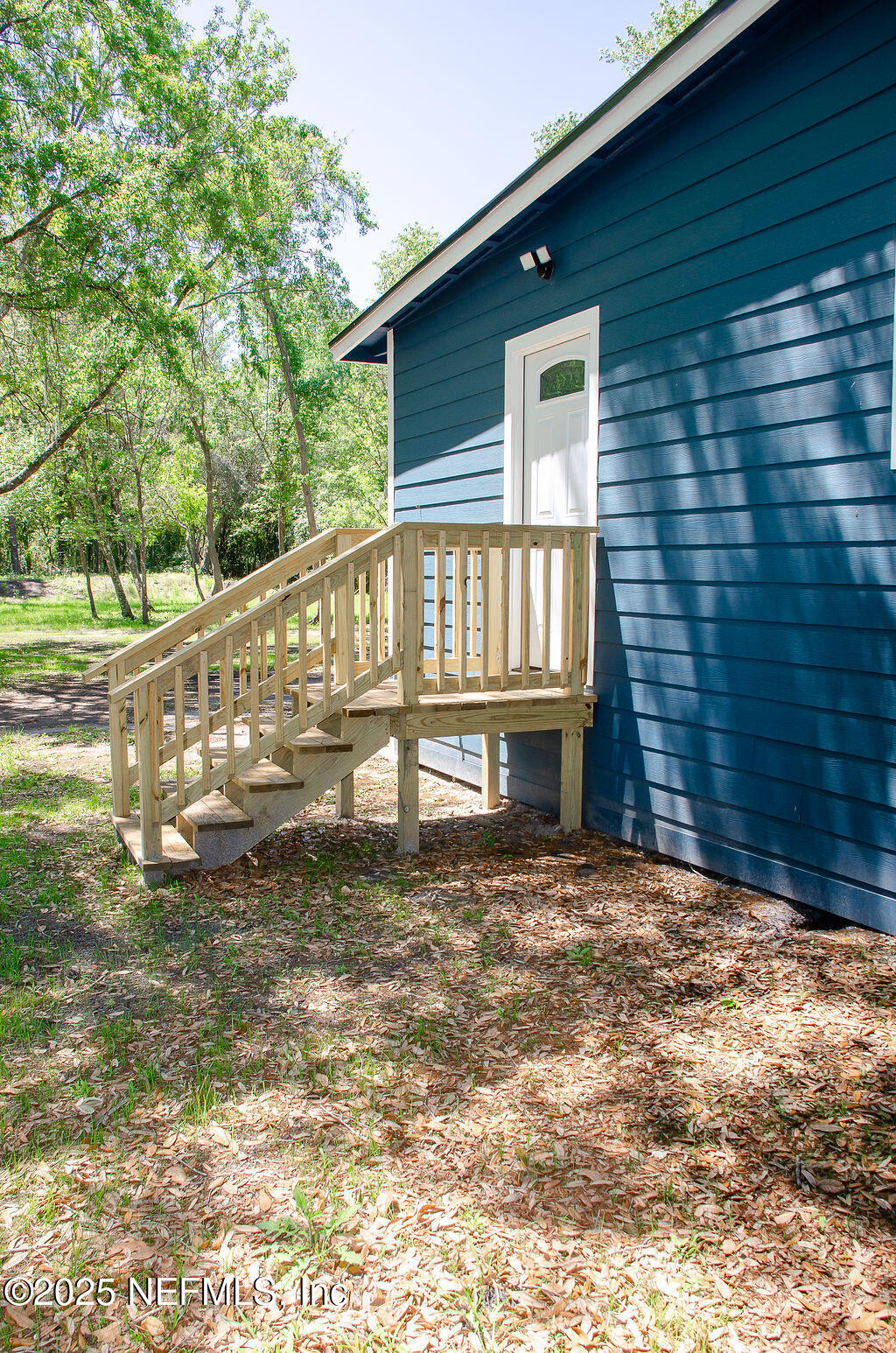 4373 Falcon Run Lane Middleburg, FL 32068 - Photo 31 of 38 Laundry Entry