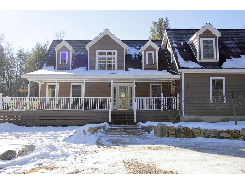 283 Old Rochester Road Somersworth, NH 03878 - Photo 2 of 25