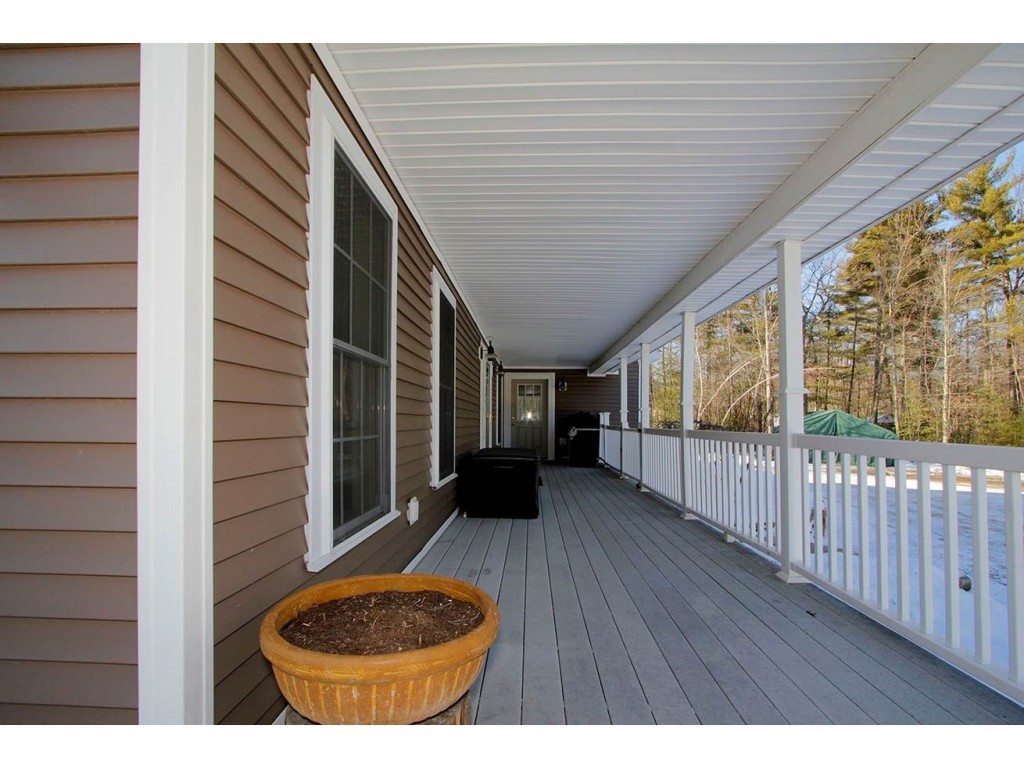 283 Old Rochester Road Somersworth, NH 03878 - Photo 13 of 25