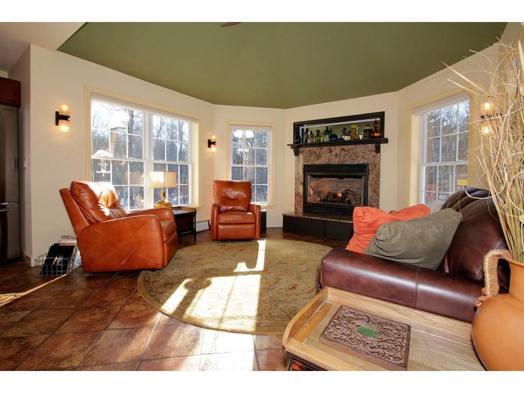 283 Old Rochester Road Somersworth, NH 03878 - Photo 6 of 25