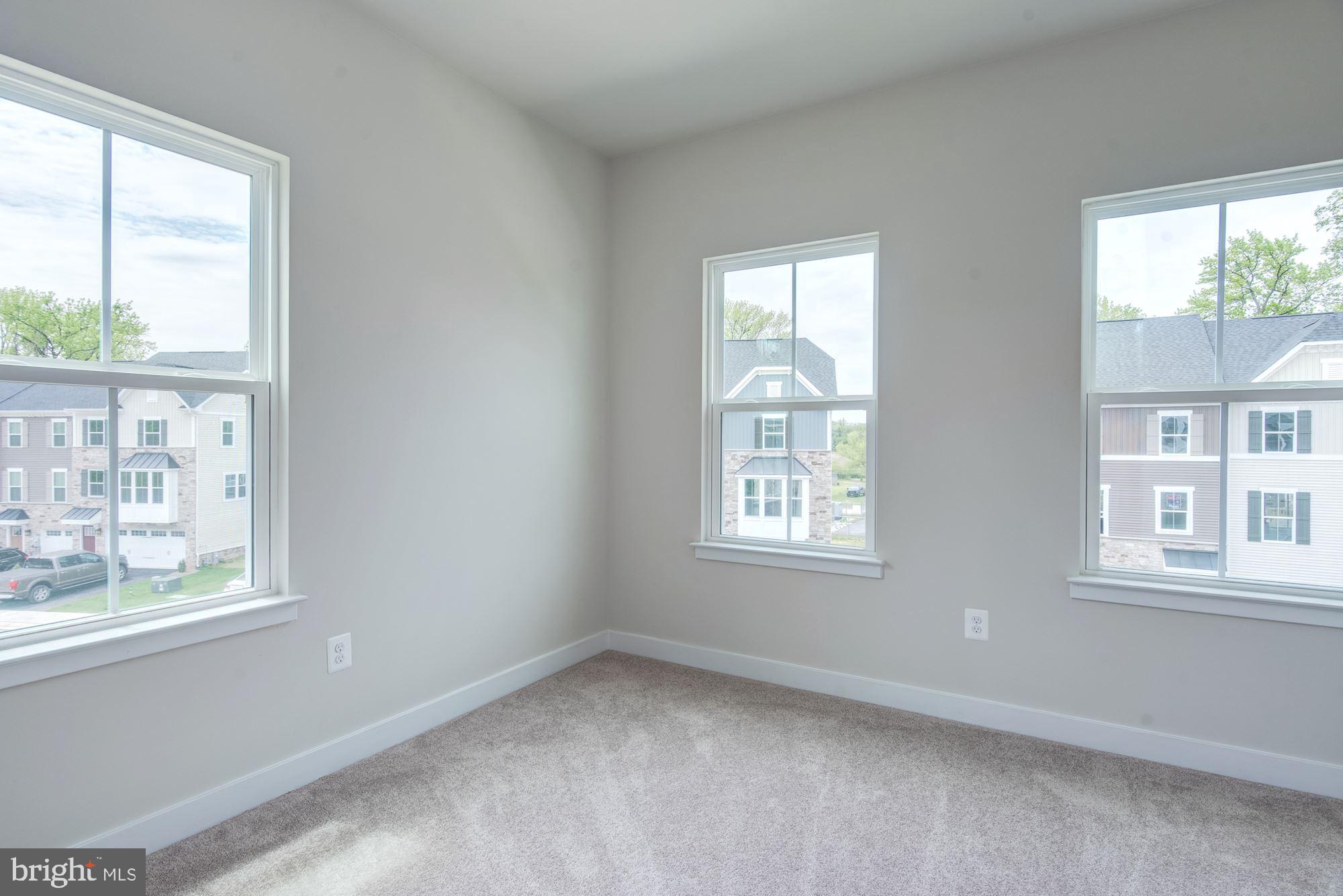 3013 Shaws Road Edgemere, MD 21219 - Photo 23 of 32