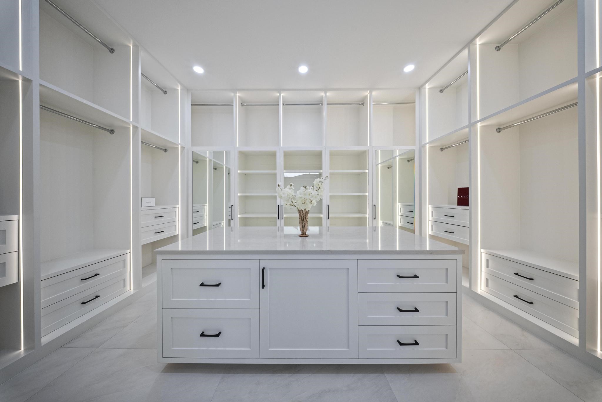 6510 Sivley Street Houston, TX 77055 - Photo 18 of 35