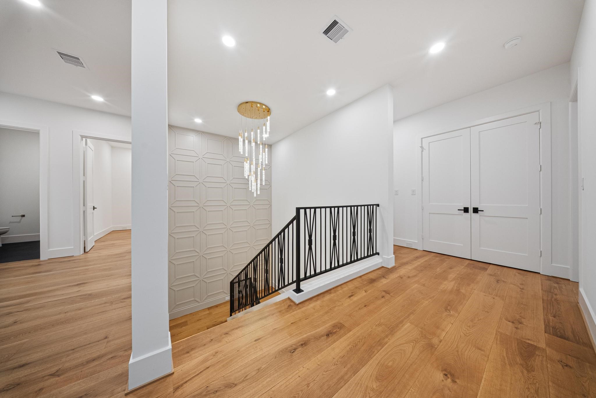 6510 Sivley Street Houston, TX 77055 - Photo 20 of 35