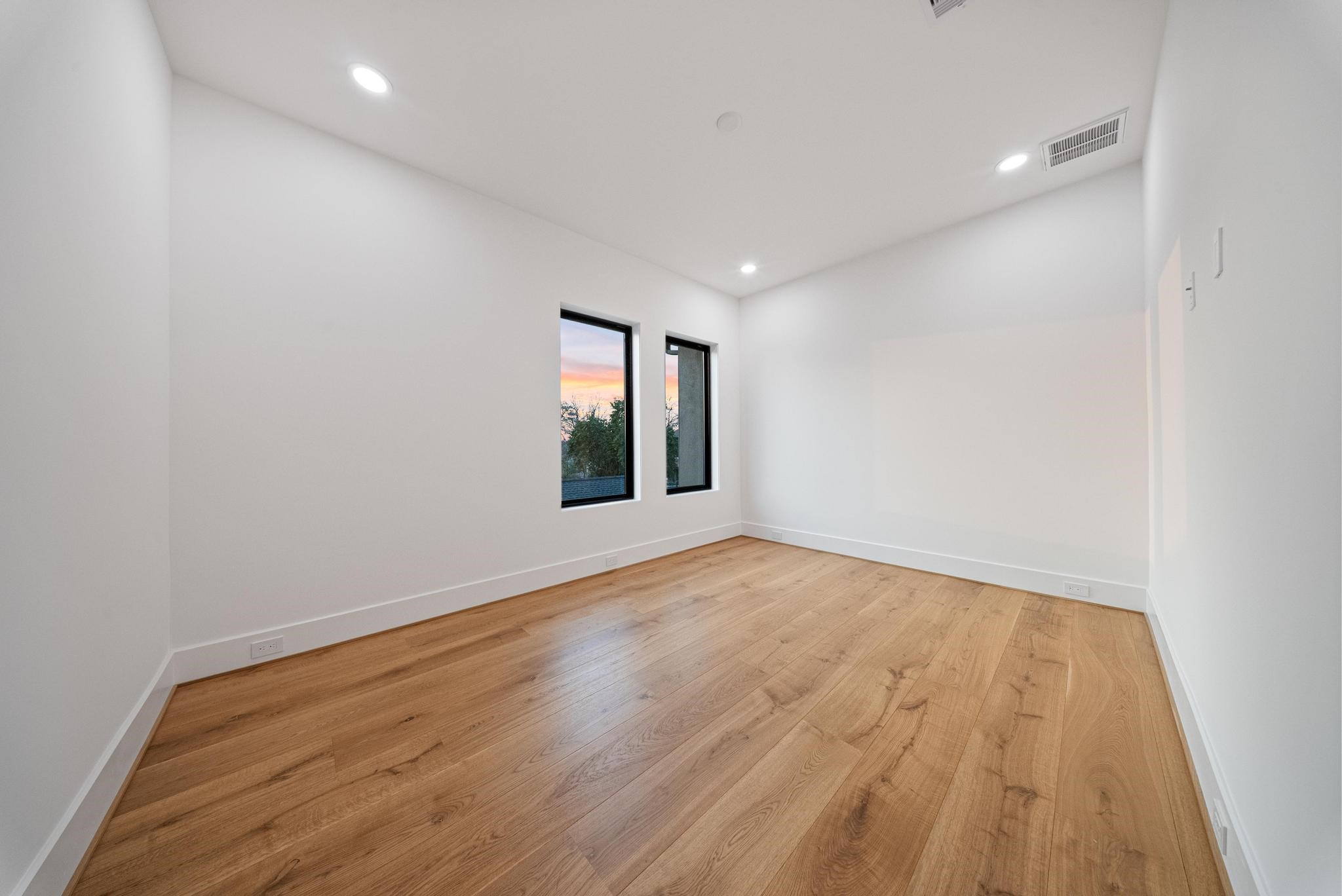 6510 Sivley Street Houston, TX 77055 - Photo 26 of 35