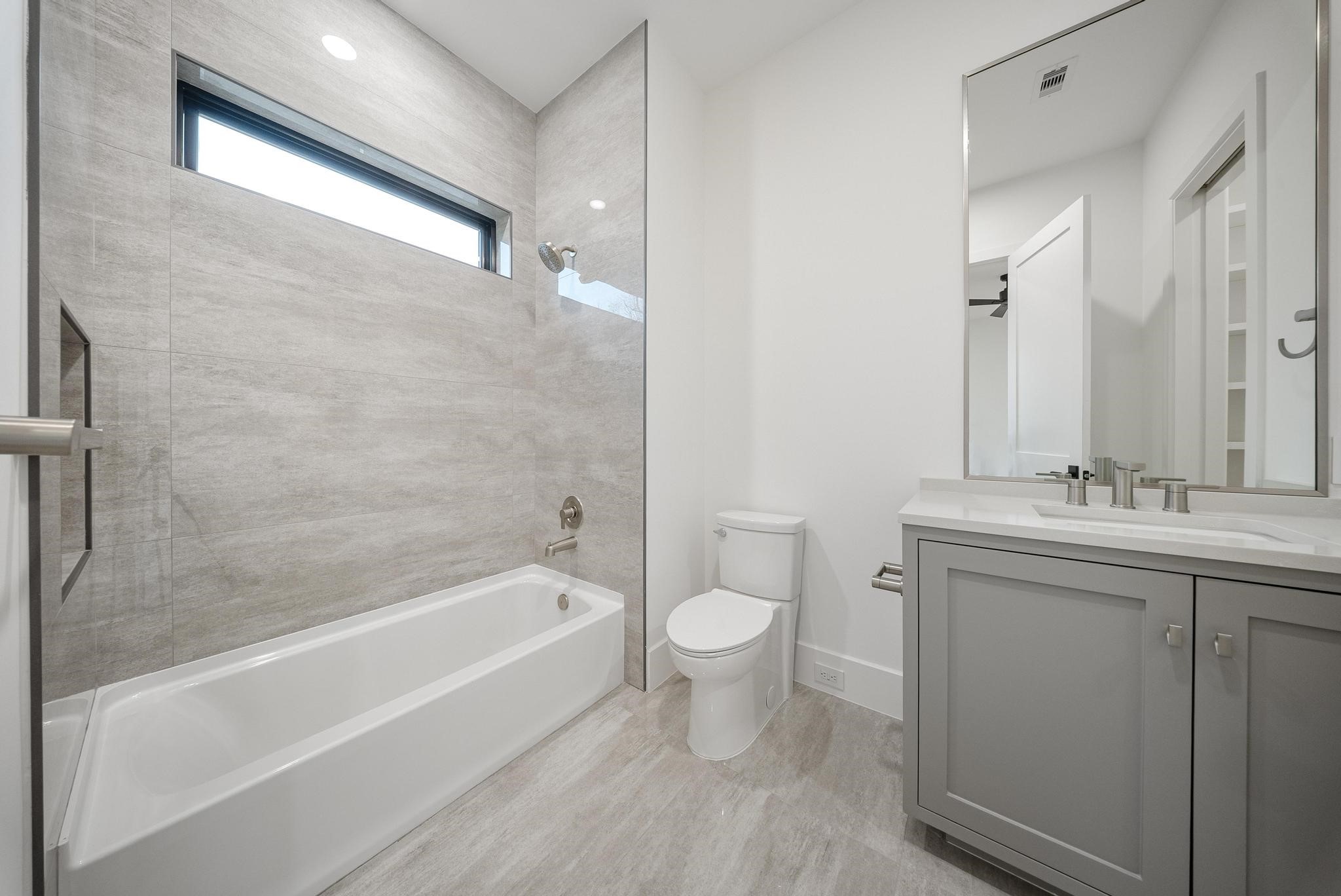 6510 Sivley Street Houston, TX 77055 - Photo 31 of 35