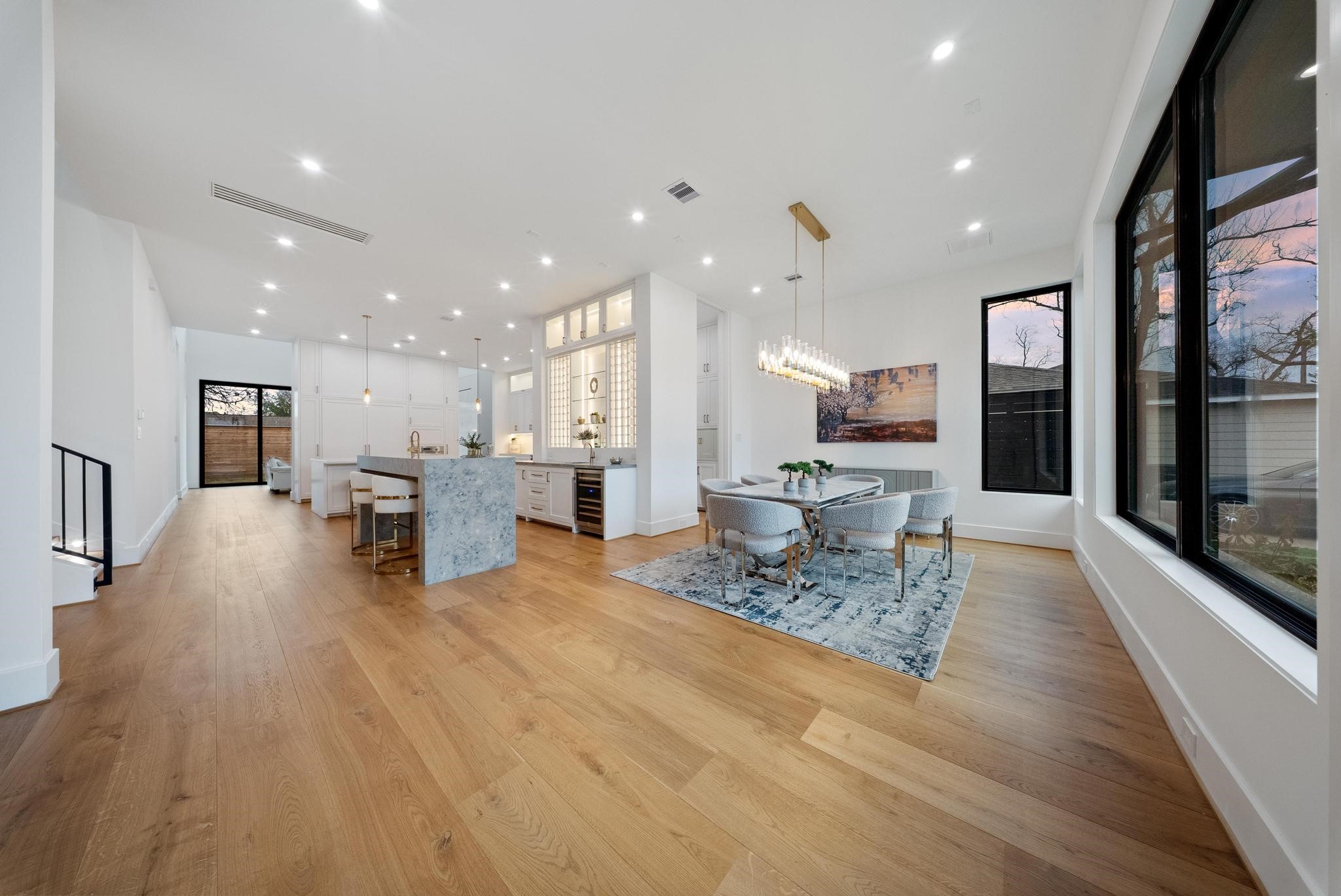 6510 Sivley Street Houston, TX 77055 - Photo 4 of 35