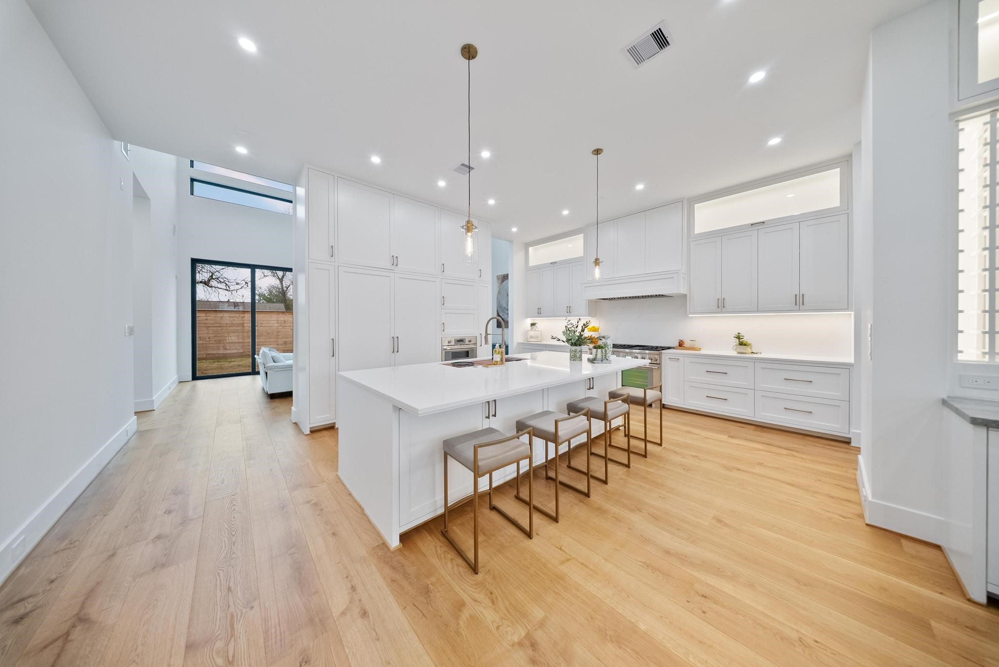 6510 Sivley Street Houston, TX 77055 - Photo 9 of 35