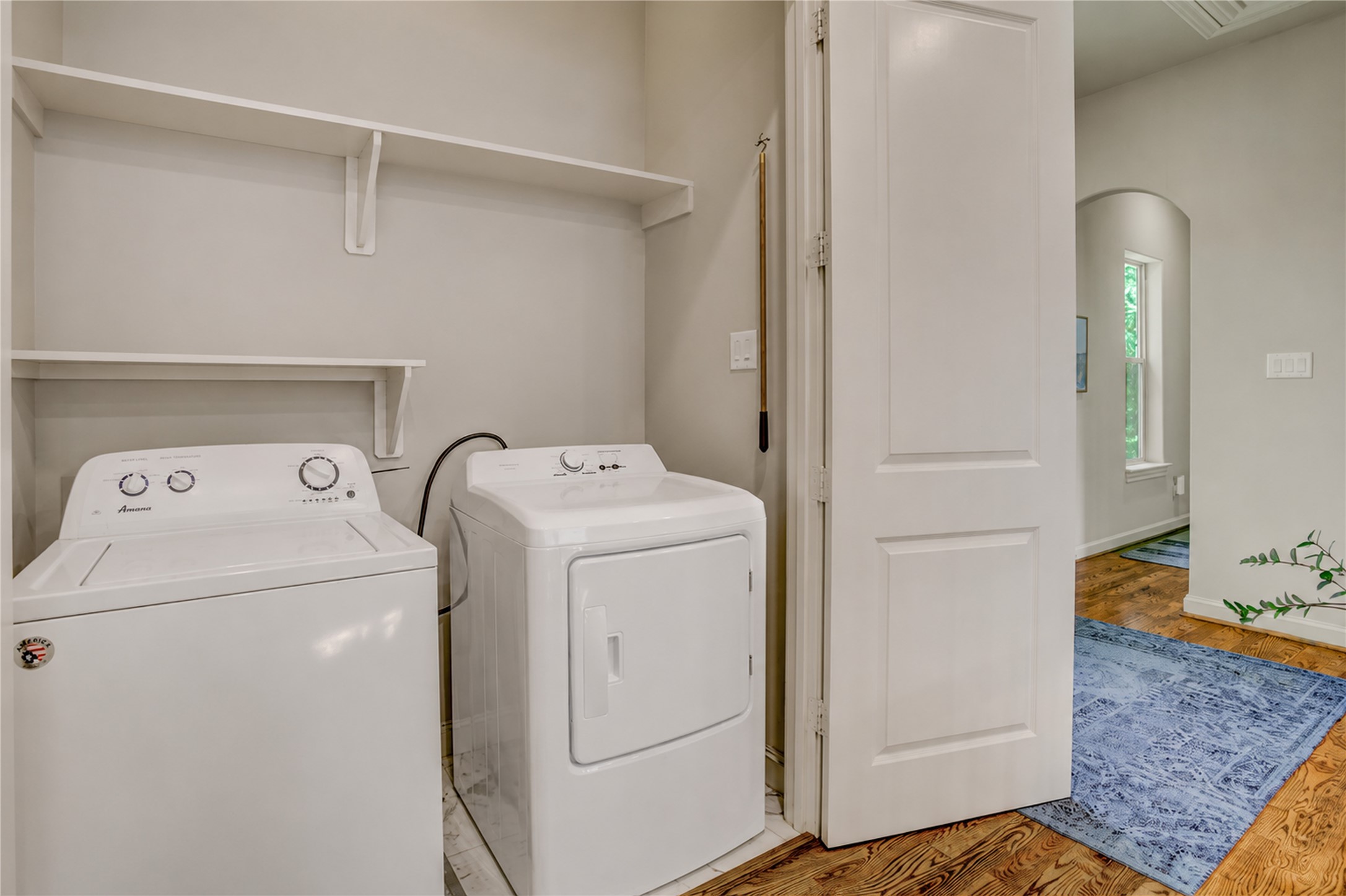 4124 Bonner View Lane Houston, TX 77007 - Photo 21 of 31 The utility closet on the 2nd floor has built in shelving.