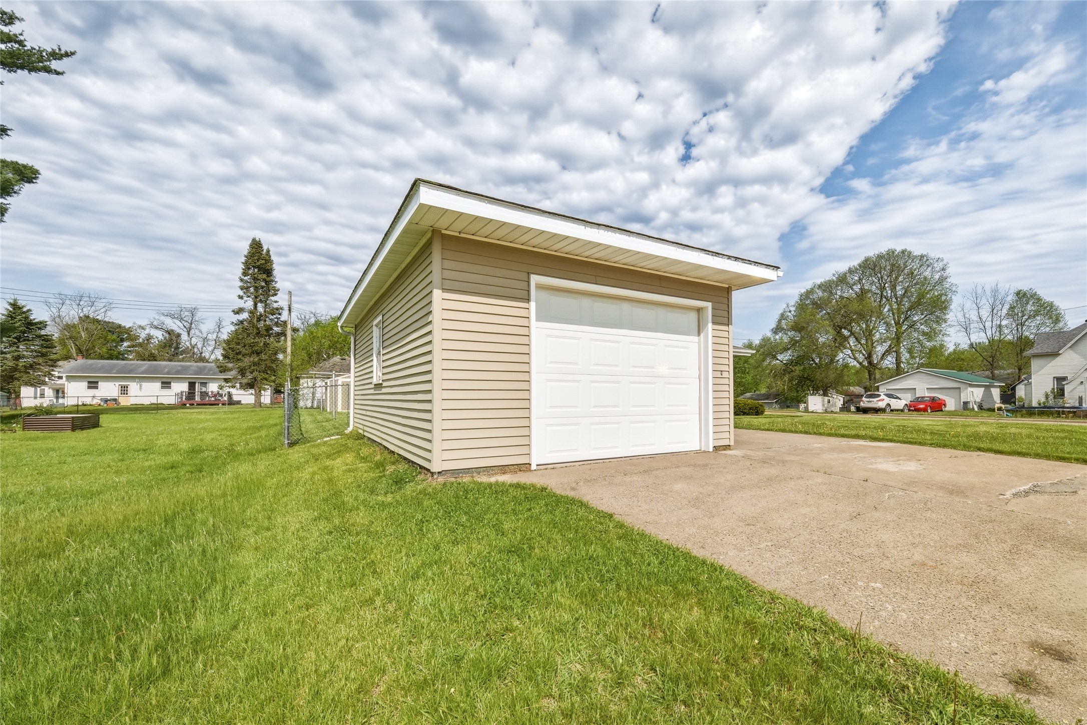 210 Willow Street Strum, WI 54770 - Photo 9 of 38