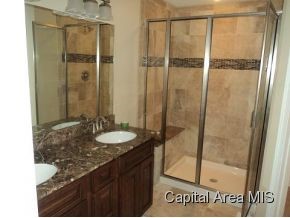 2701 Buckskin Trail Springfield, IL 62711 - Photo 3 of 4 Gallery Image 3