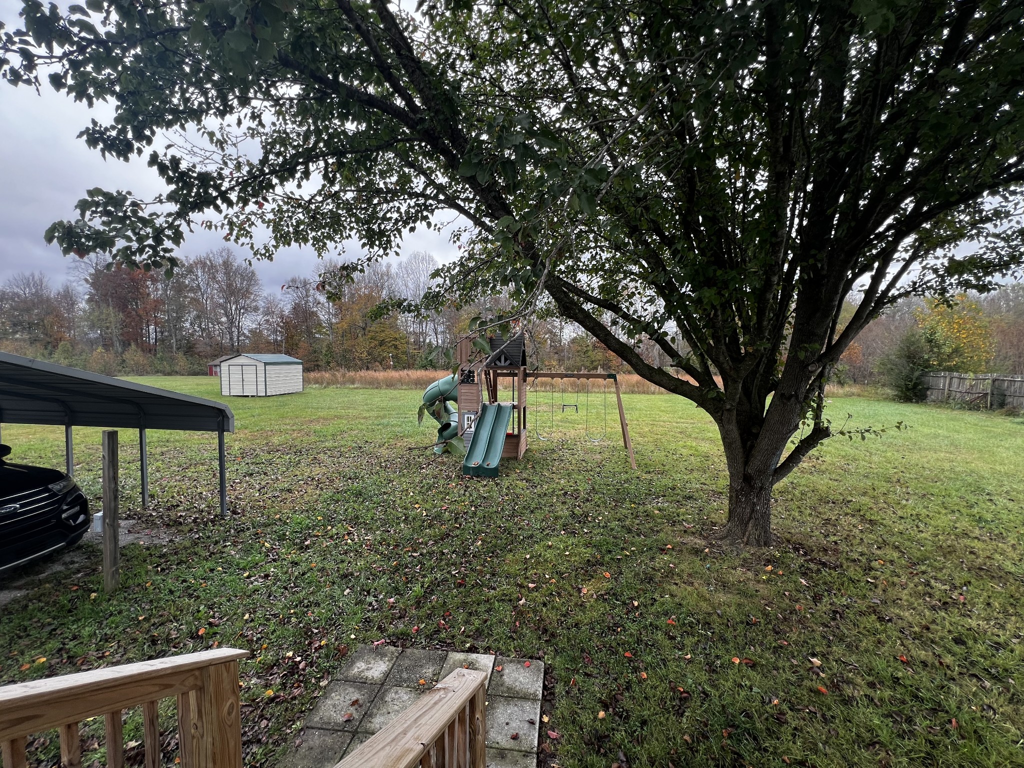 1870 Parker Road Manchester, TN 37355 - Photo 31 of 40 a view of a garden with a tree