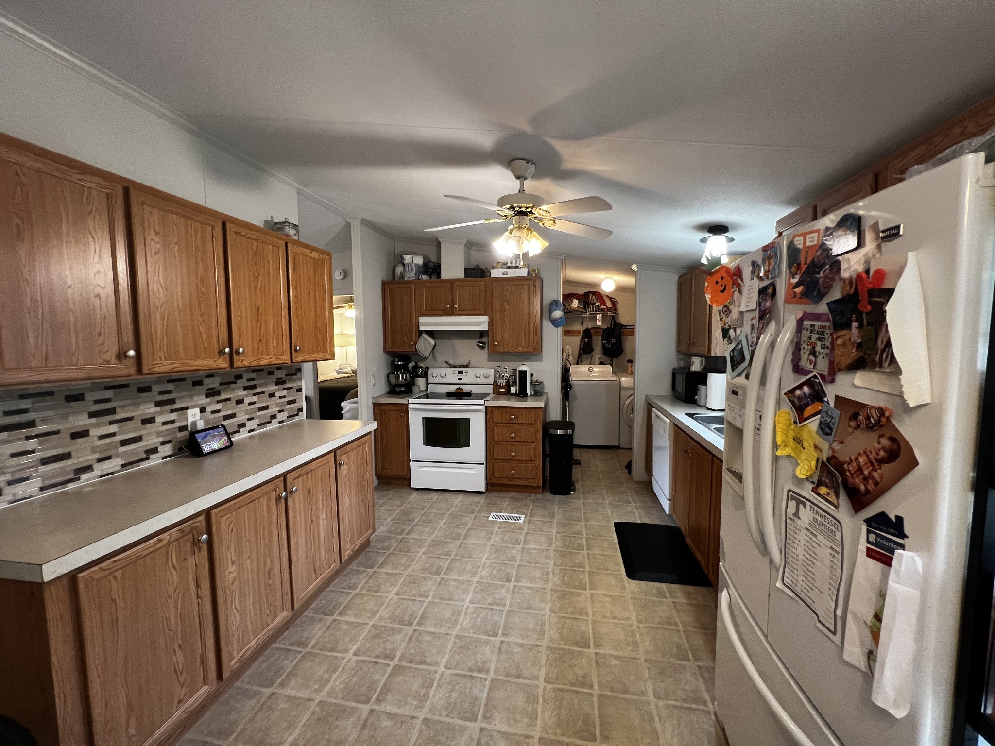 1870 Parker Road Manchester, TN 37355 - Photo 8 of 40 a kitchen with stainless steel appliances granite countertop a stove and a sink
