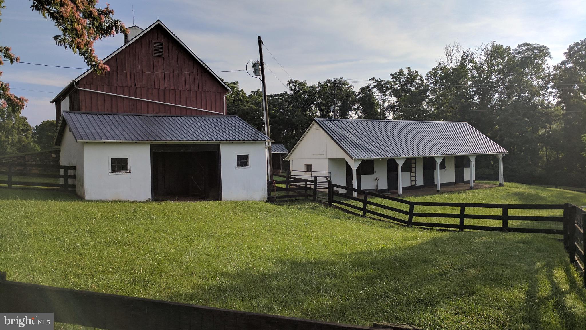 20775 Airmont Road Bluemont, VA 20135 - Photo 33 of 78 4 stall barn with run in shed