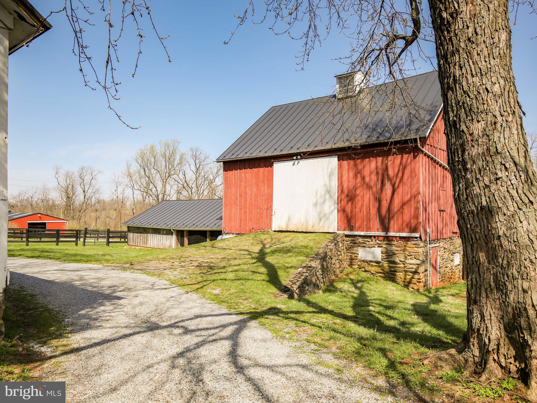 20775 Airmont Road Bluemont, VA 20135 - Photo 34 of 78 Bank barn set up for storage or parties