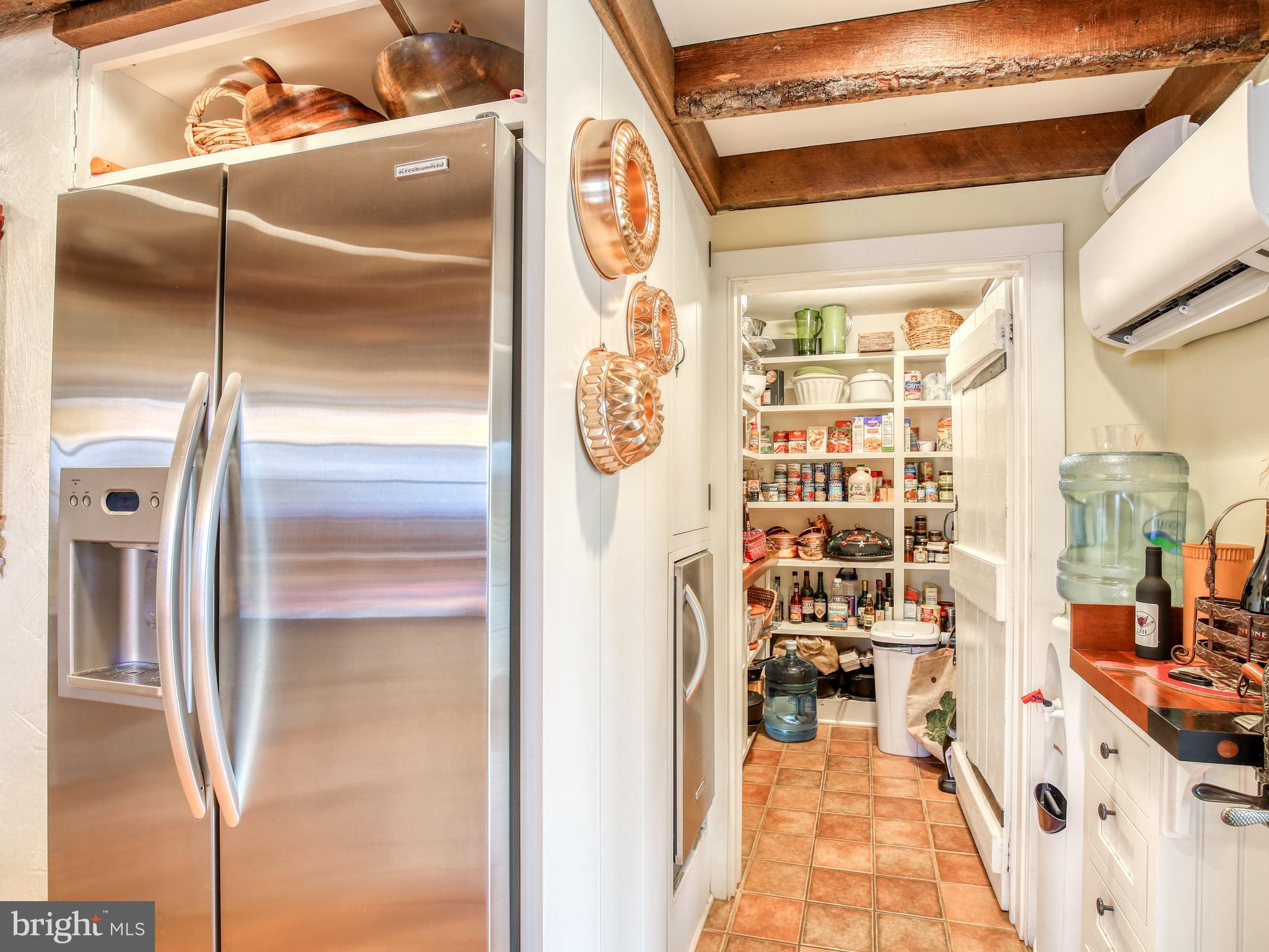 20775 Airmont Road Bluemont, VA 20135 - Photo 58 of 78 Walk-in pantry in kitchen