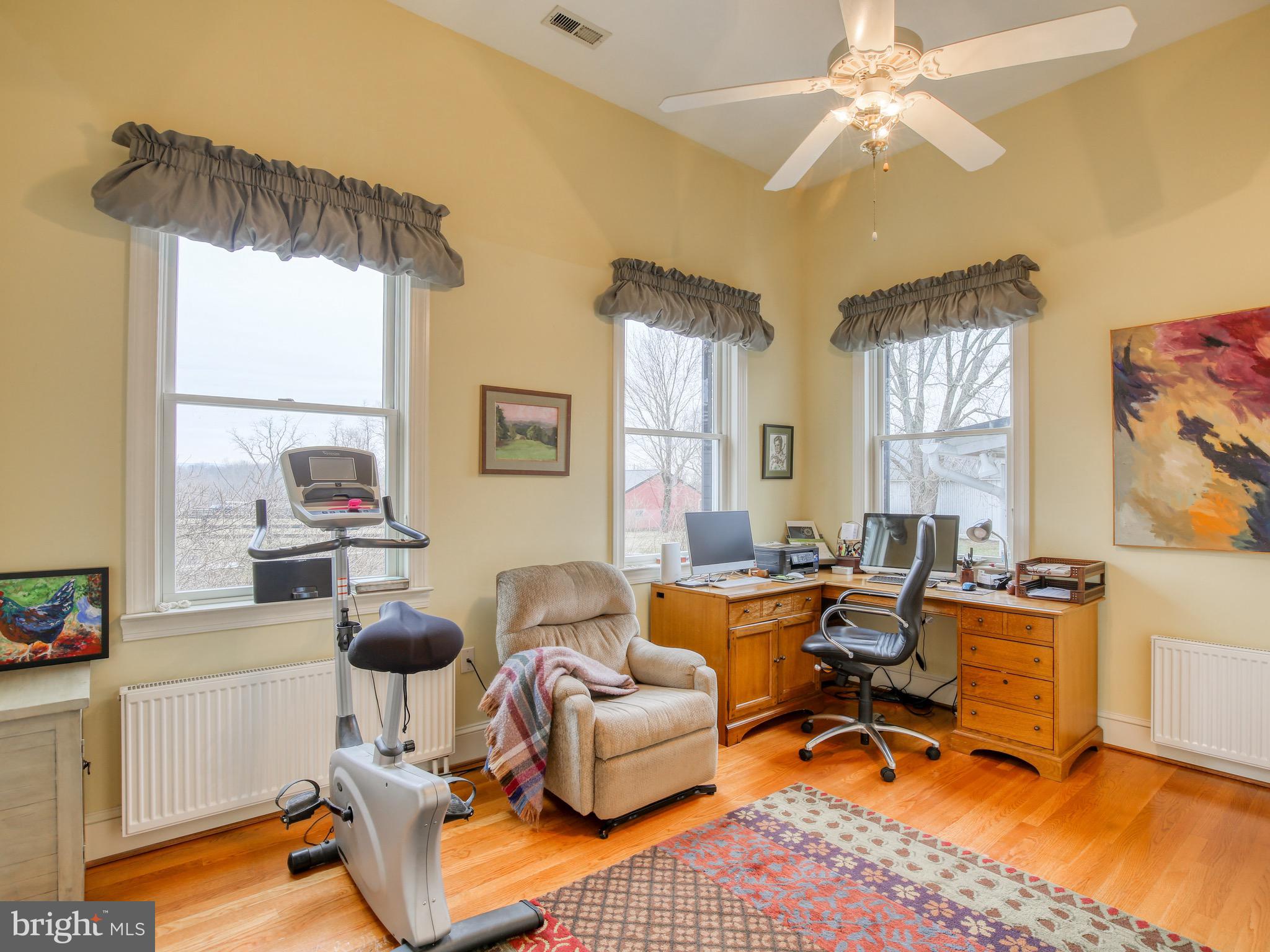 20775 Airmont Road Bluemont, VA 20135 - Photo 65 of 78 Office on first floor